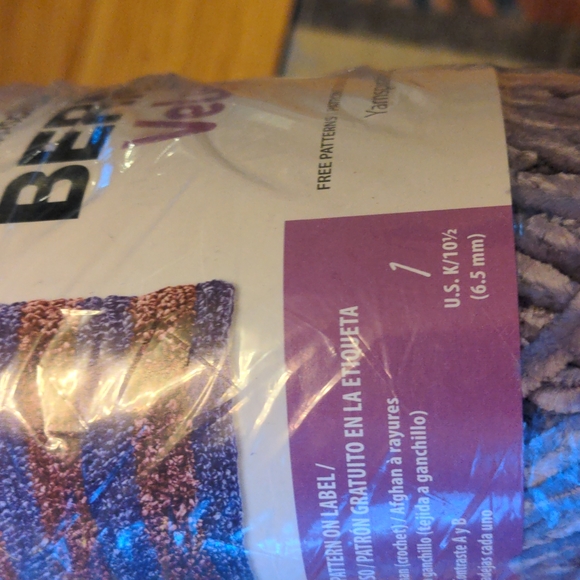 Beginner knitting set with yarn - Picture 7 of 7